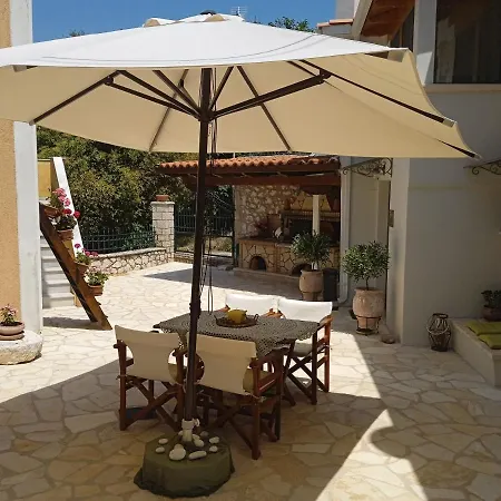 Feriehus La Casa Di Bella A Tradional Stone House With Barbecue