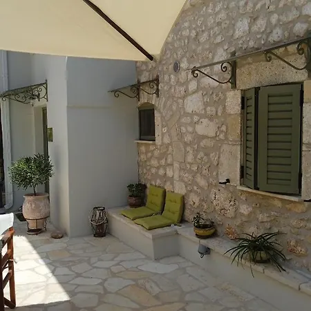 別荘 La Casa Di Bella A Tradional Stone House With Barbecue *