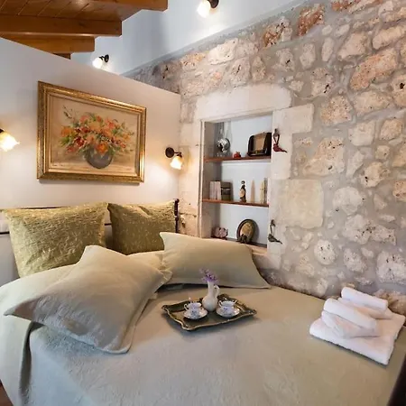 Ferienhaus La Casa Di Bella A Tradional Stone House With Barbecue Kariá