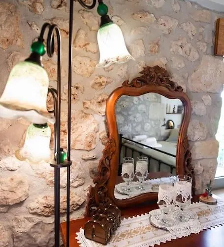 Nyaraló La Casa Di Bella A Tradional Stone House With Barbecue Kariá