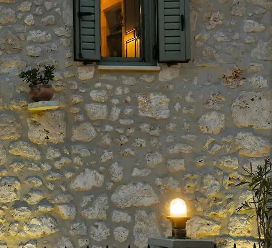 Nyaraló La Casa Di Bella A Tradional Stone House With Barbecue *