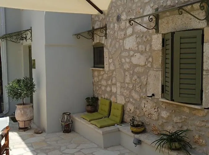Nyaraló La Casa Di Bella A Tradional Stone House With Barbecue *