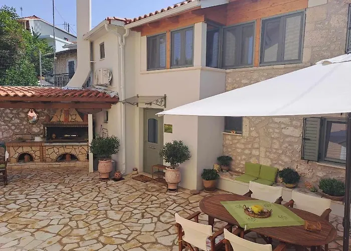 La Casa Di Bella A Tradional Stone House With Barbecue Nyaraló Kariá