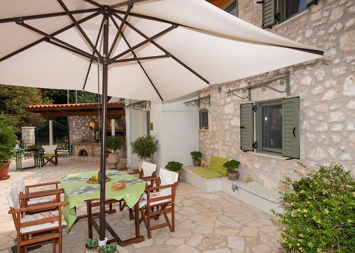 Nyaraló La Casa Di Bella A Tradional Stone House With Barbecue Kariá