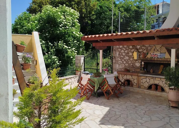 La Casa Di Bella A Tradional Stone House With Barbecue Nyaraló